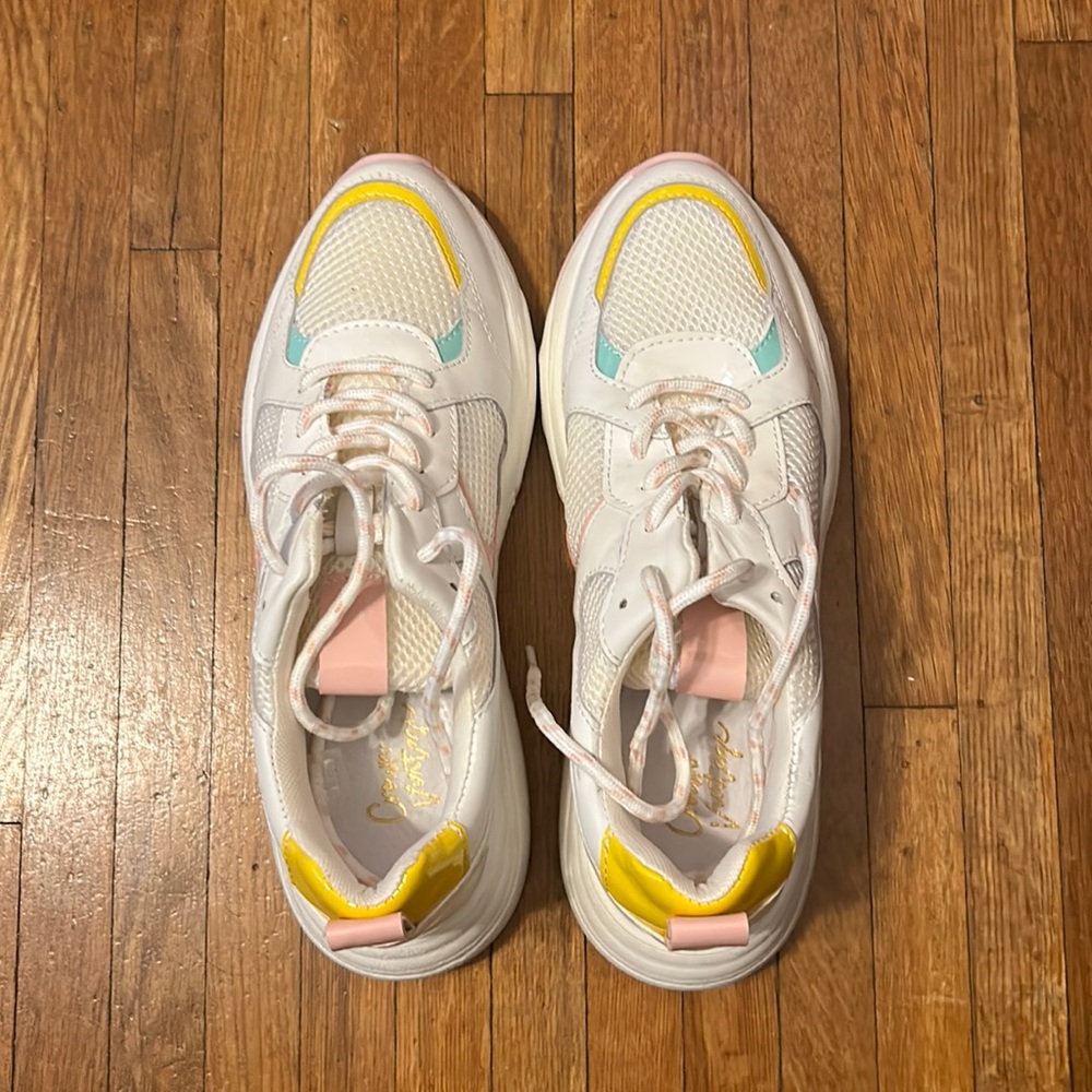 Crown Vintage Sneakers